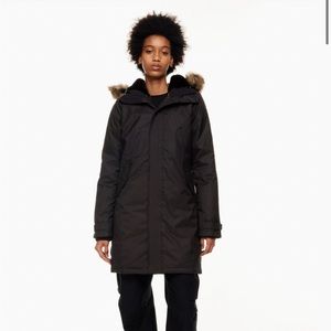 Aritzia Tna The Summit Parka - Black XS